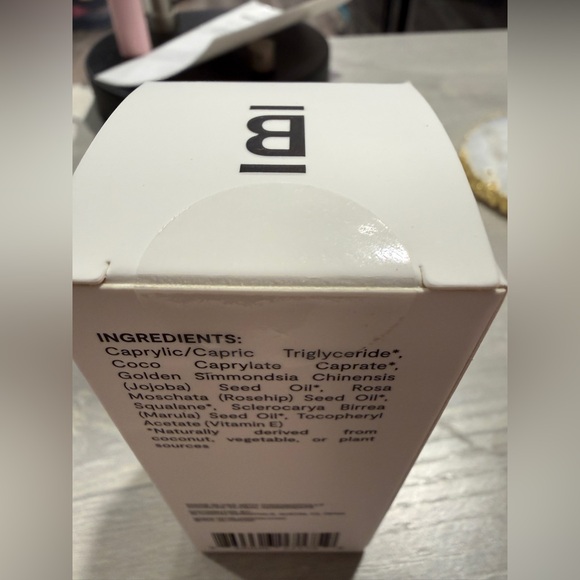 Blossom Essentials Hydration Oil Marula + Golden Jojoba 1.9oz NIB - Picture 4 of 7